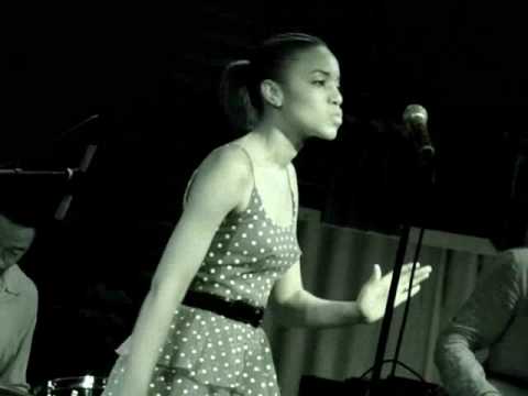 ALICE SMITH - WOODSTOCK - LIVE @ Joes PUB - NYC 5/...