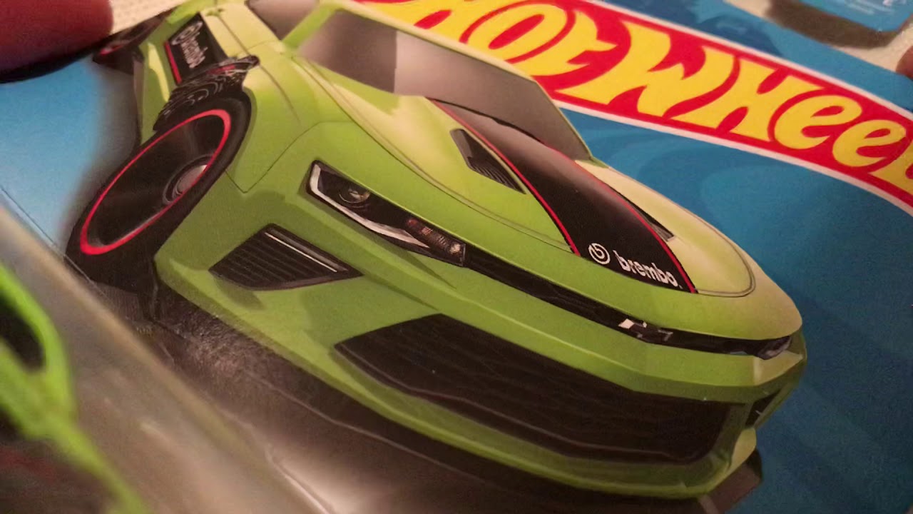 Hot Wheels 2018 Camaro SS (2019 HW Speed Graphics Brembo Lime Green
