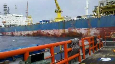 Transfer personal to FPSO by Personal Basket  while high wave and wind.