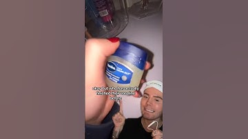 VIRAL SKINCARE HACK!😱 (follow for more!💗) #vaseline #skincare #skin #beauty #beautytips