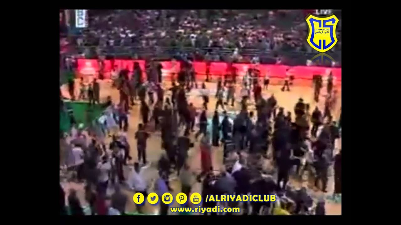 Sagesse Fans attack Riyadi players and staff - FLB FInal 2014 - YouTube