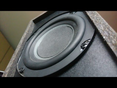 فيديو: لماذا يستمر مكبر الصوت Samsung الخاص بي في قول check subwoofer؟