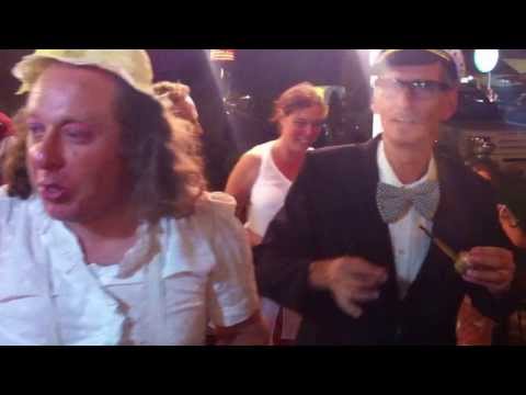 לילה לבן כרכור 2013 מתחם ~ Lavido ~ המרפסת ~ אחותי ואני