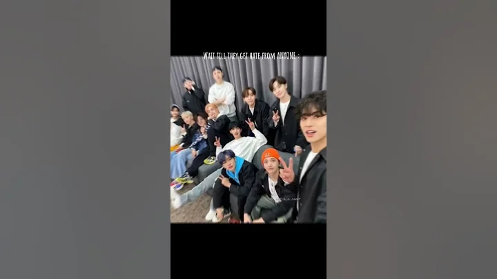 Unproblematic idols and fans🤷‍♀️#seventeen #carat #svtcarat #svtedit #svt #shorts #kpopfypシ #kpop