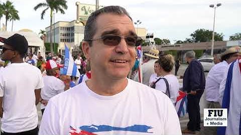 Hundreds protest in Versailles, Little Havana