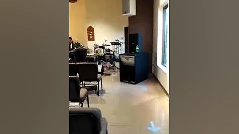 Solista catlica Virginia Ramos, Dios me los bendig...