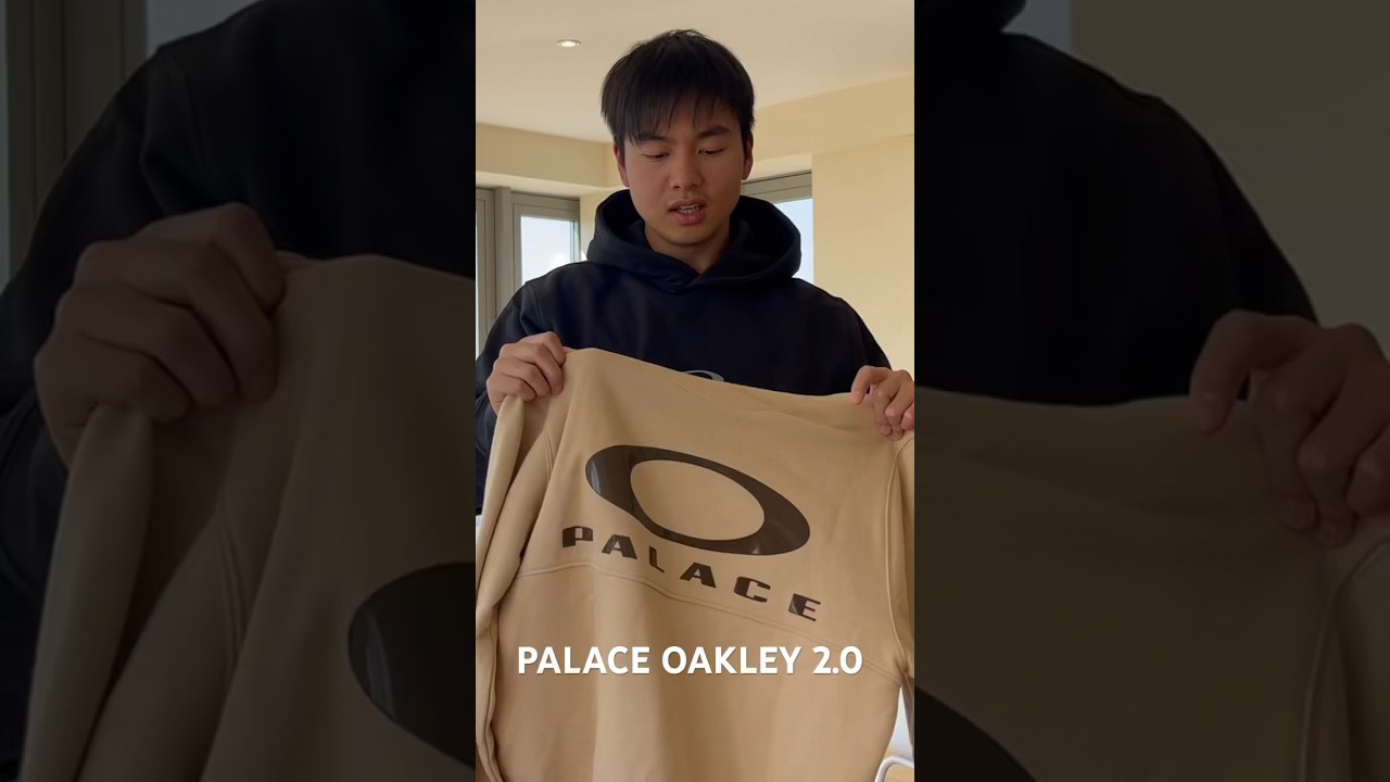 PALACE OAKLEY ￼2.0 Week 6 Summer 2023 Season - T-Shirt, Hoodie