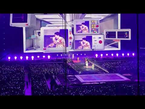 WALK IT, WALK IT, WALK IT!!! #ptd_on_stage_la #btslaconcert