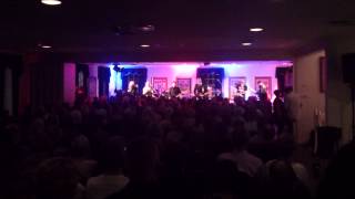 Video thumbnail of "Steamroller blues - Big fat snake på Graceland Randers med James Burton"