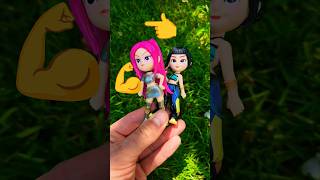 K-POP DEMON HUNTERS FIGURES INSIDE THIS CONTAINER #shorts #kpopdemonhunters