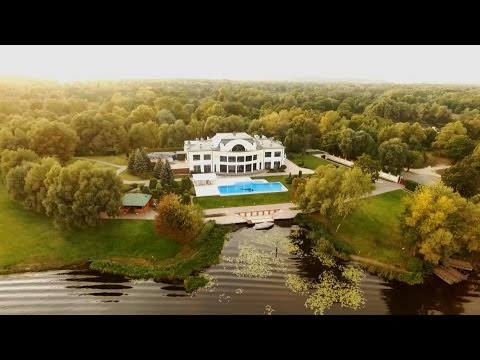 Дом-2 або "водна станція" Василя Хмельницького під Києвом.
