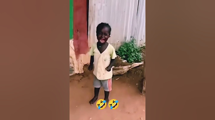 Cute Baby Is Attracted To Grapes,And Dad Goes Home Alone #funny #father #funnyvideos#munchkin