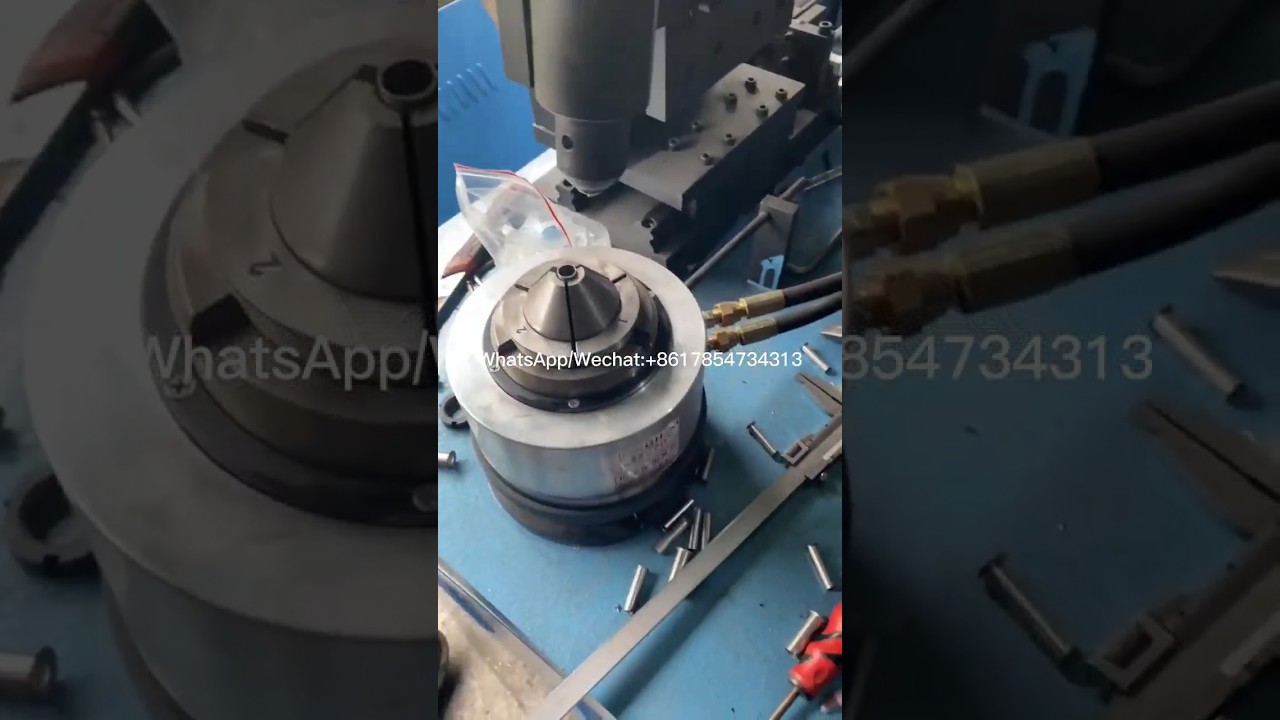 Round pipe flanging machine, steel pipe water stop valve forming equipment