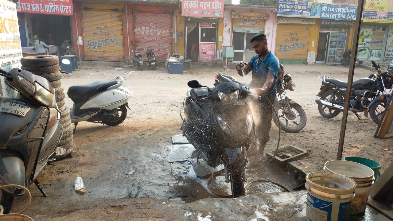 Humne karai hamari scooty ki service🛵
