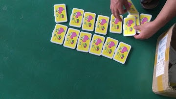 automatic flat labeling machine for cap 婴儿湿巾盖自动下料平面贴标机