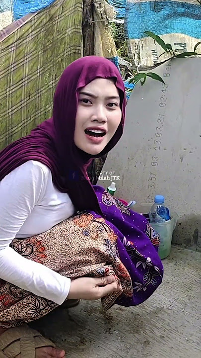 Peeping at a village girl peeing #jampangturunankidul #villagegirl
