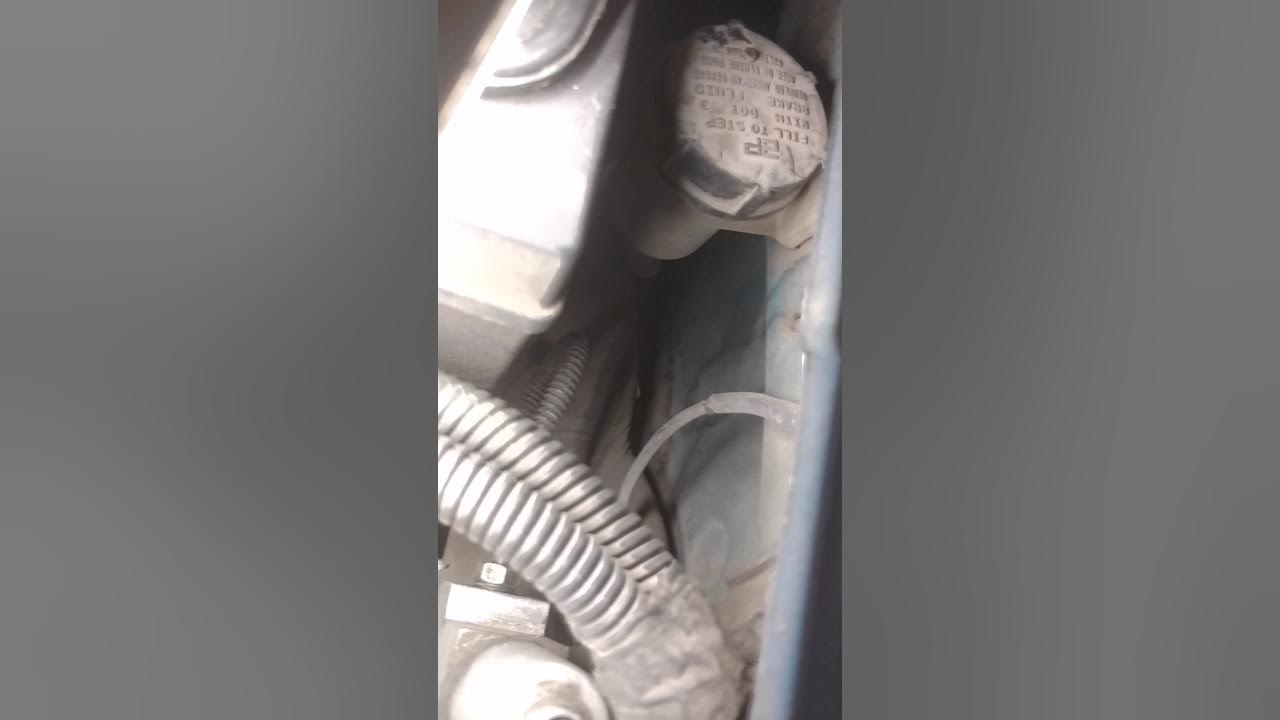 Clutch Master Cylinder replacement on a 2000 Ford ranger - YouTube