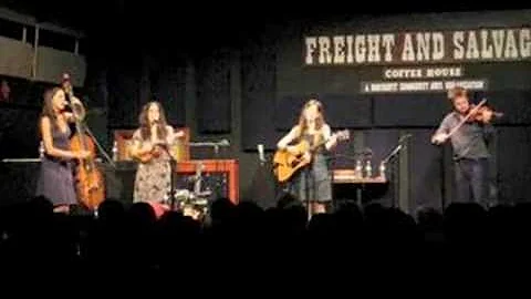 The Wailin' Jennys - Racing With the Sun