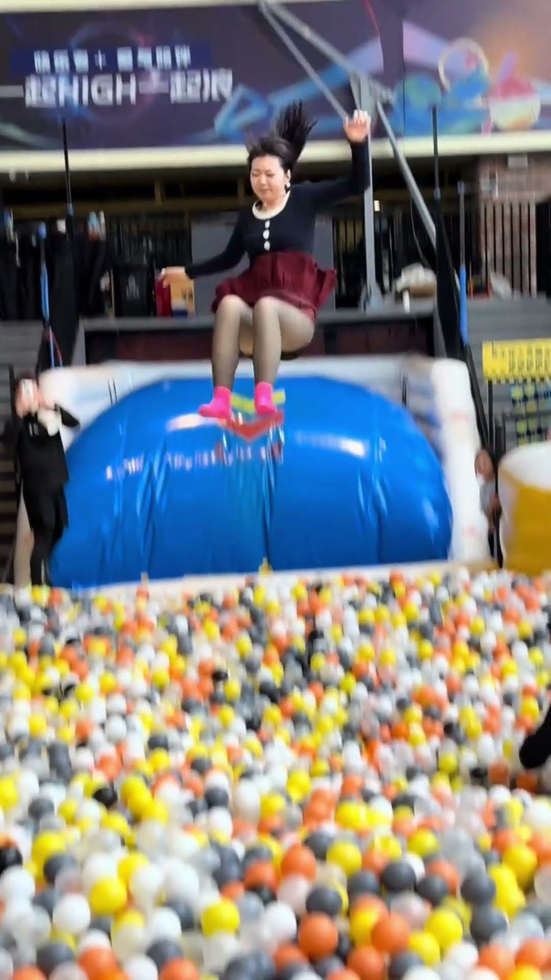 nternetThis Trampoline Is  ???so Fun Why Didn't We Just Start Jumping #shorts #advan