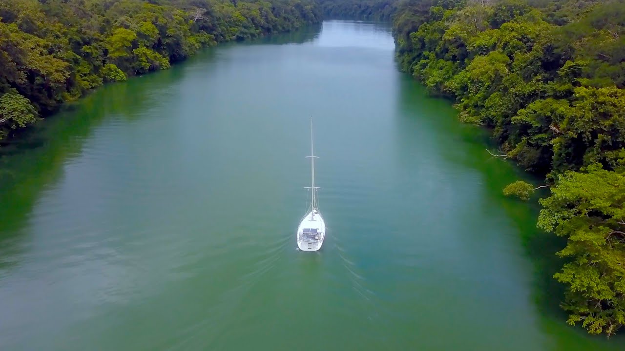 DANGEROUS River Entry & Sailboat engine TROUBLE in Central America | Boat Life – Ep. 108