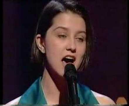 Friderika - Kinek mondjam el vétkeimet (Hungary ESC 1994)