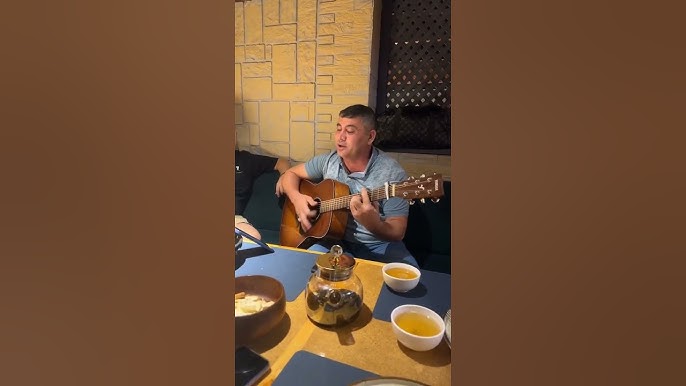 Pantalonlardagi rus ayollarining fotosuratlari