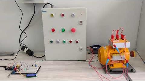 Programación de encendido de un motor trifásico con control remoto KY-022