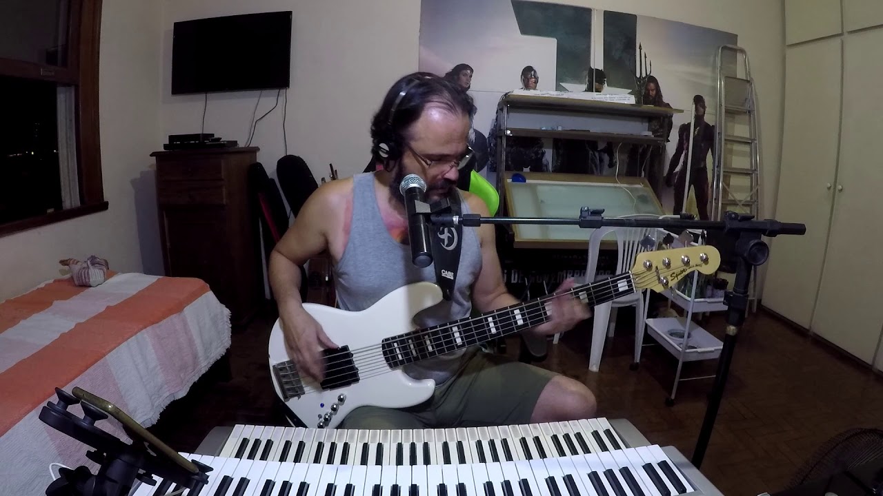 Rush - Tom Sawyer (Vocal, Bass and Synth Cover)