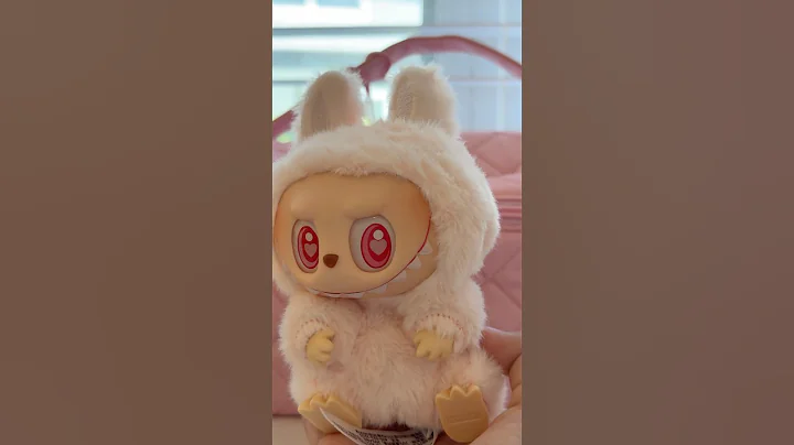 My LAST Labubu before school…something is not right😢 #labubu #lafufu #unboxing #blindbox #shorts