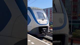 Slt Vertrekt Vanaf Leiden Centraal Met Typhoon