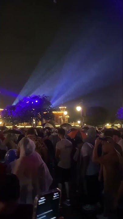 what-it-s-like-to-leave-magic-kingdom-when-it-rains-youtube