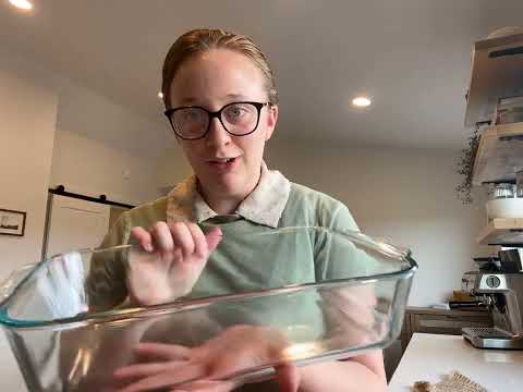Pyrex Deep 9x13 Glass Baking Dish