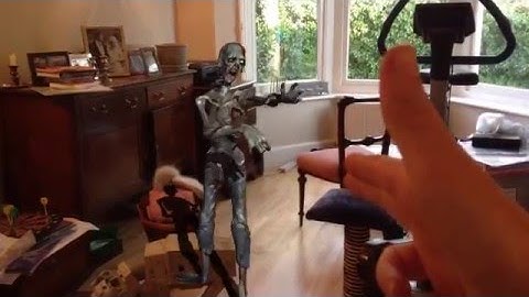 CGI!! Animation Zombie gets shot