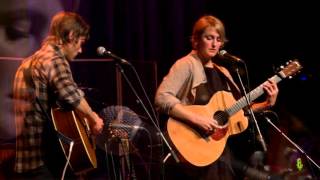 Joan Shelley - Easy Now (eTown webisode #937) chords