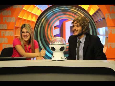 Furo MTV (23/11/2011) com Dani Calabresa e Bento Ribeiro