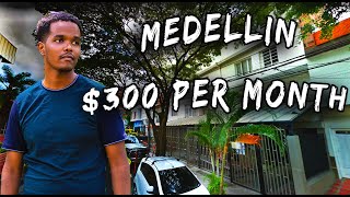 Living Cheap - My $300 Medellin Apartment Tour Resimi