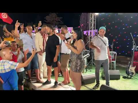 الشابة حياة الجزائرية في عرس تونسي ترتدي زي مغري