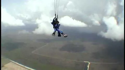 Corine Barnes Sky diving