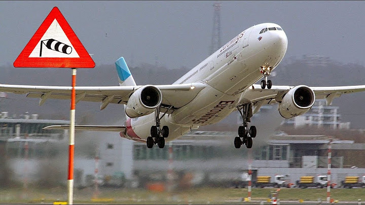 Storm - Karneval Rosenmontag-Sturm Bennet am Flughafen Düsseldorf mit Böen von 100 km/h