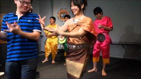 IDC Robocon 2011: Thailand Team - Dance