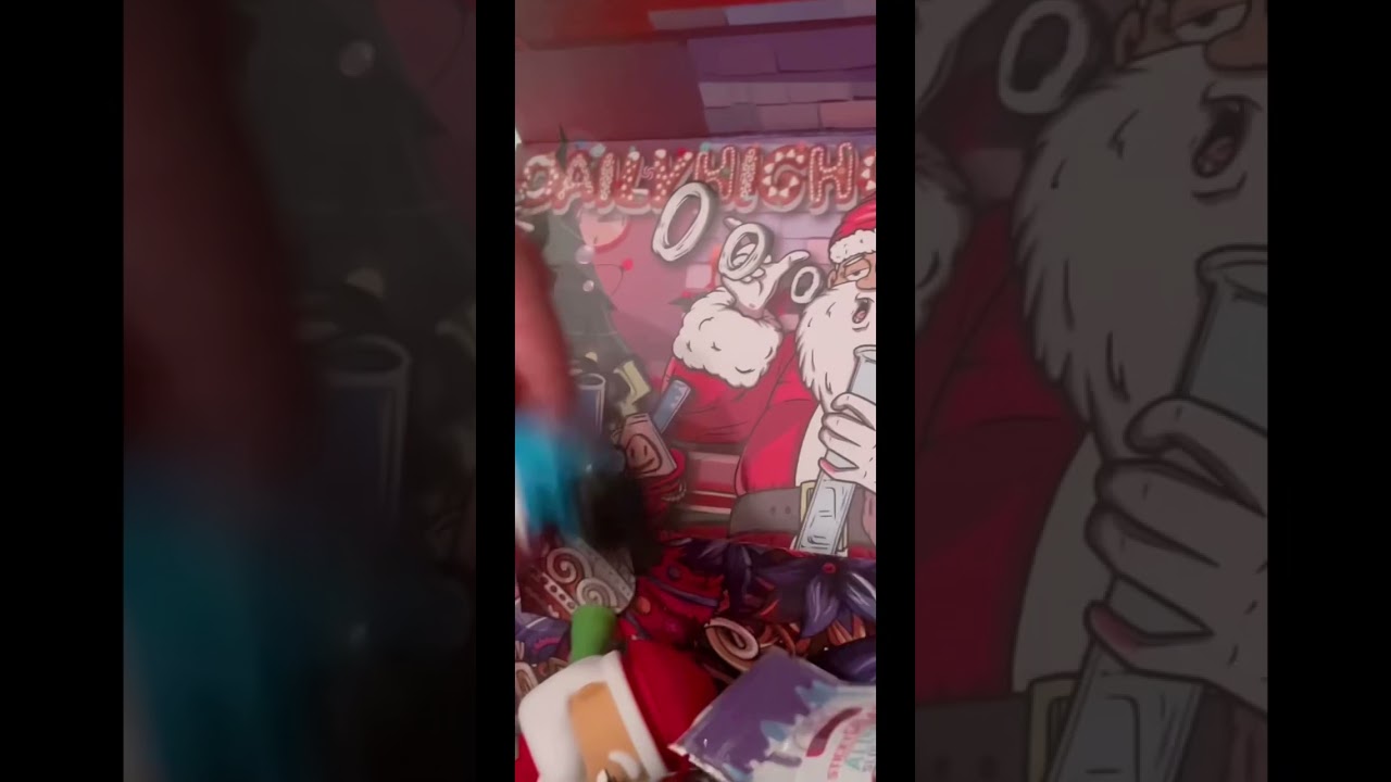 Daily High Club December Box 2022 