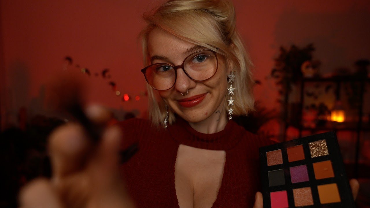 ASMR Doing Your Cozy Winter Makeup 🕯️❄️ (layered sounds, german/deutsch)
