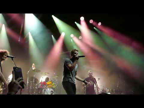 Dispatch and Anderson East . Domino (Van Morrison Cover) . Wolf Trap . June 29, 2019
