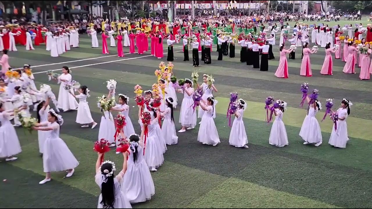 GIÁO XỨ  LA PHÙ CÙNG VỚI  GIÁO  XỨ  TỪ  CHÂU DÂNG HOA KÍNH ĐỨC  MẸ