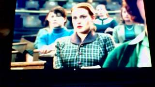 Mona Lisa Smile Genedr Clip