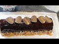 Bûche façon trianon /insert poire /glaçage miroir chocolat /Recette idéale pour les fêtes de Noël