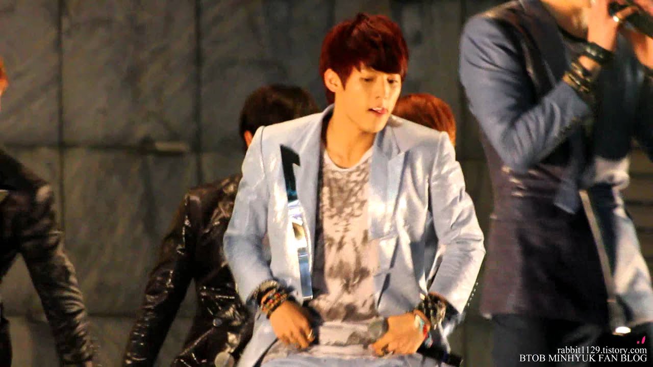 121014 그 입술을  뺏었어 민혁 cam