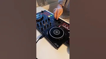 Mixing Music DDJ 200 Shorts Music Musicvideo Dj Djviral Djset Short Explore Shortvideo 