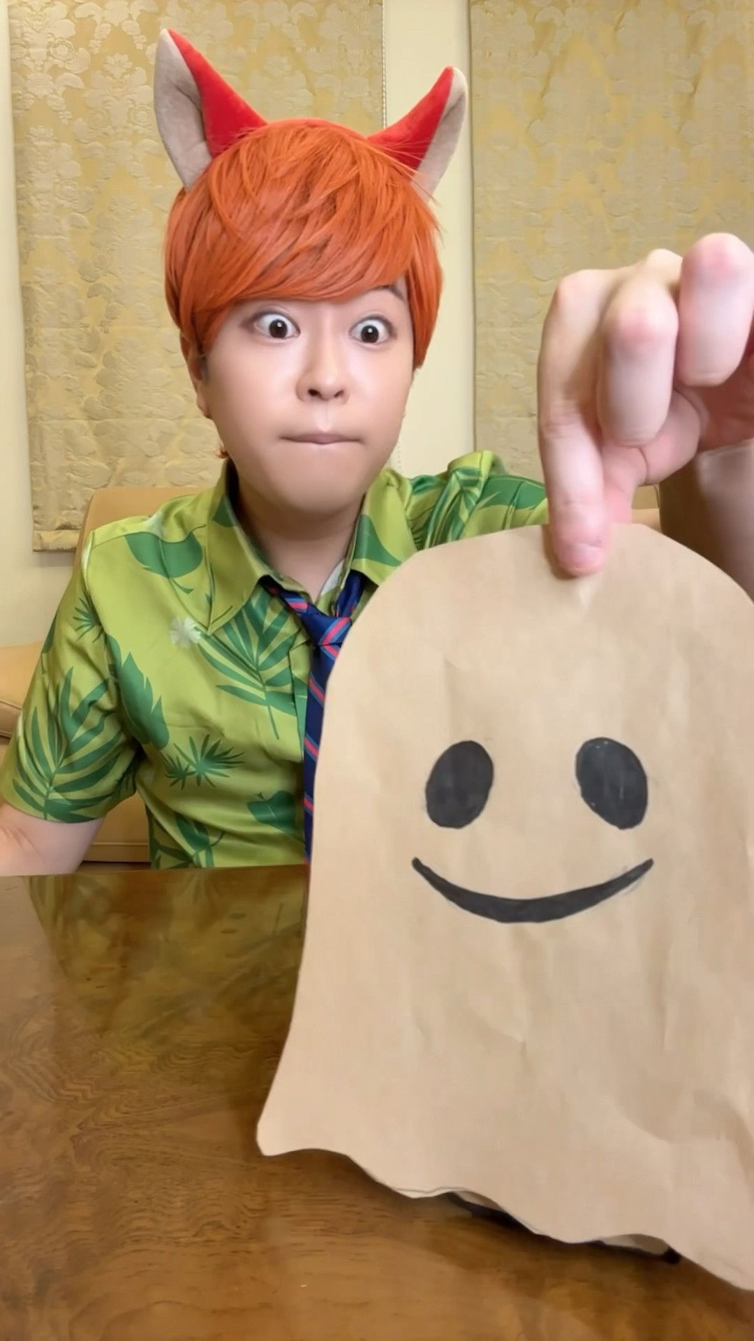 BE CHASED BY THE GHOST OF CARDBOARD！#asmr