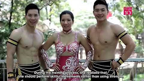 Phóng sự về Mỹ Phụng- chị gái Quốc Cơ Quốc Nghiệp ( Đài truyền hình VTC10)